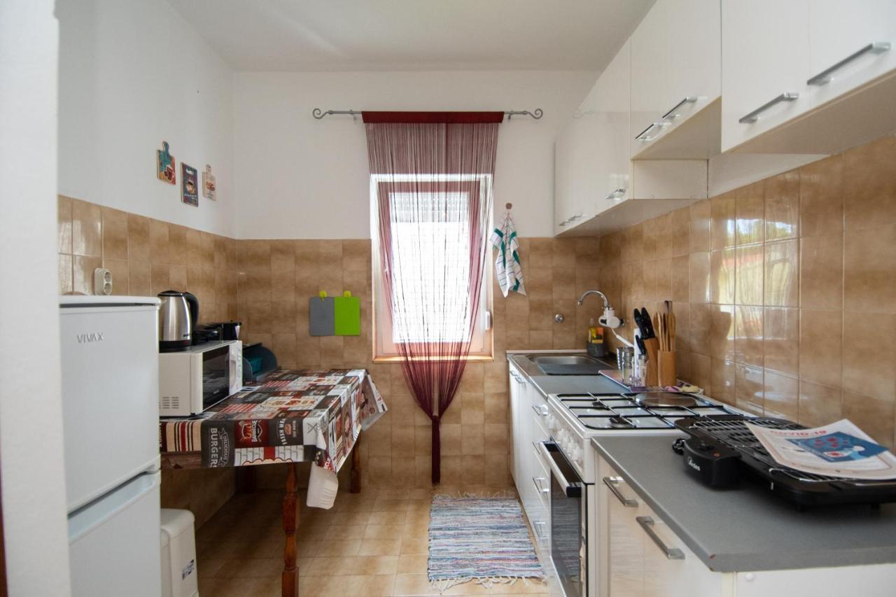 Apartmani Ivana Kaštela Zewnętrze zdjęcie