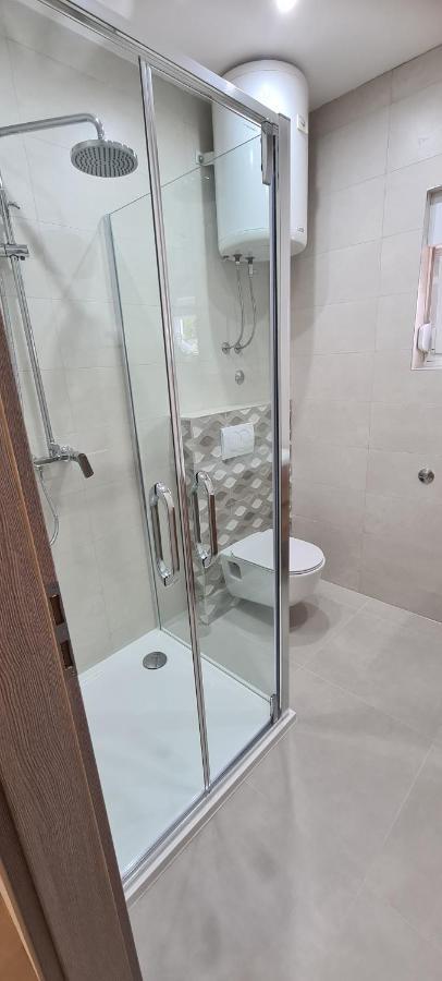 Apartmani Ivana Kaštela Zewnętrze zdjęcie