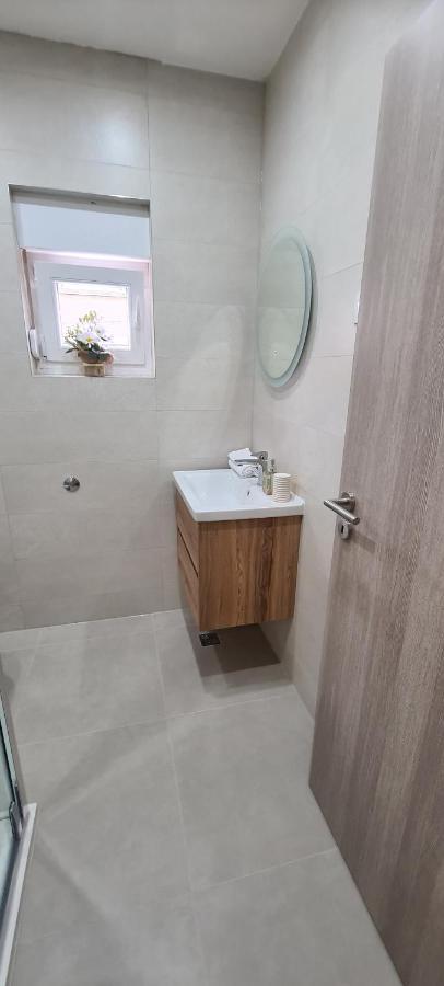 Apartmani Ivana Kaštela Zewnętrze zdjęcie
